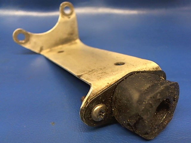0452019-1 Cessna - Bracket - Cowl Snubber (Small crack at corner - See photos)