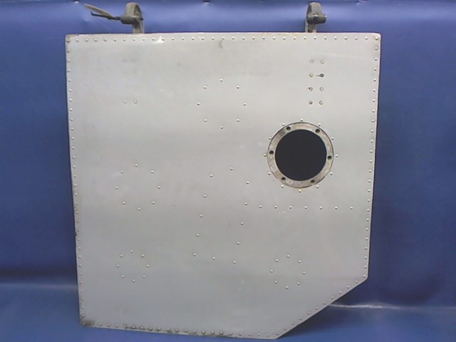 0826000-39 Cessna - DOOR ASSEMBLY - LH WHEEL WELL