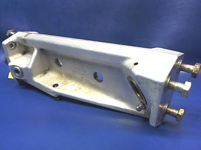 2241104-6 Cessna - SUPPORT ASSEMBLY -OUTBD LANDING GEAR RH