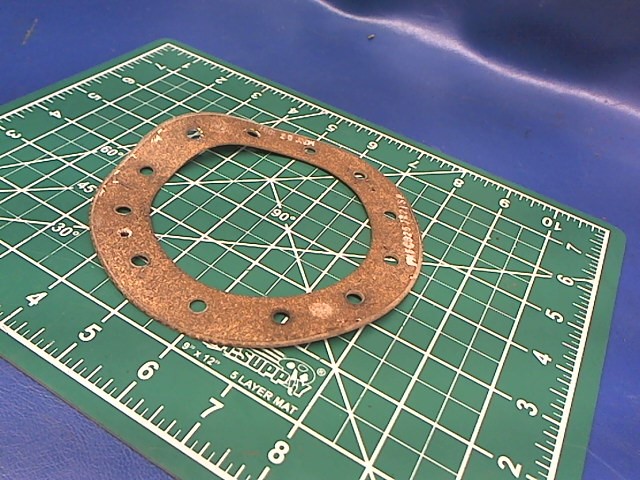 35-921502 Beechcraft - GASKET (FUEL TRANSMITTER PLATE)