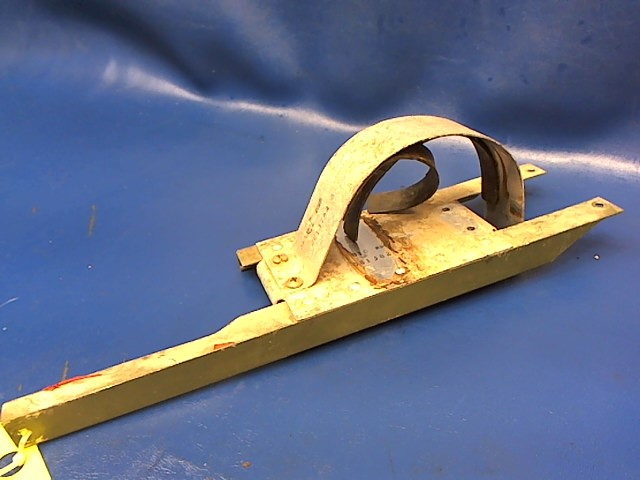 NPN Cessna - HEATER CLAMP AND SUPPORT