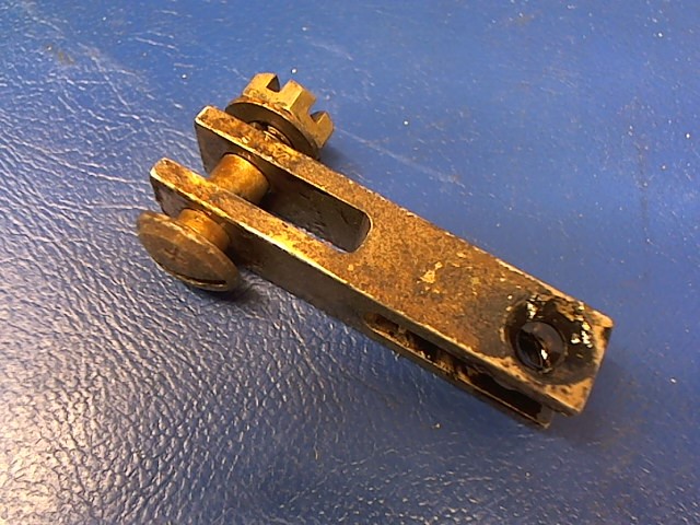 35-521190 Beechcraft - FITTING- AILERON CABLE