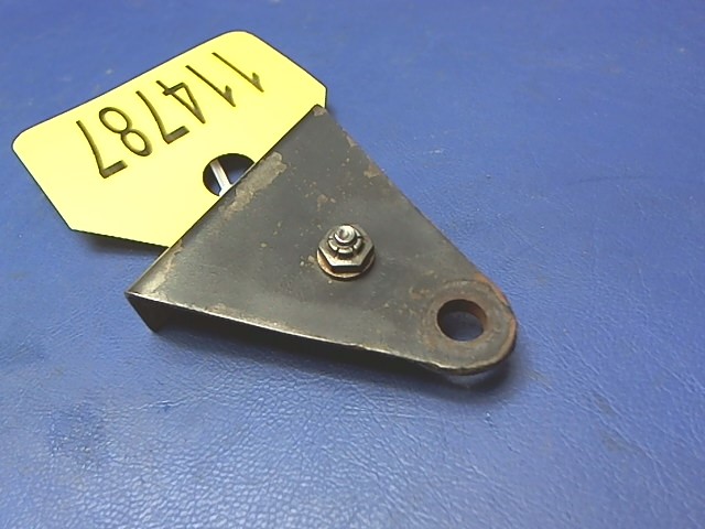 24012-01 Piper - LH BRACKET ASSEMBLY - Cowl flap torque tube mounting left engine