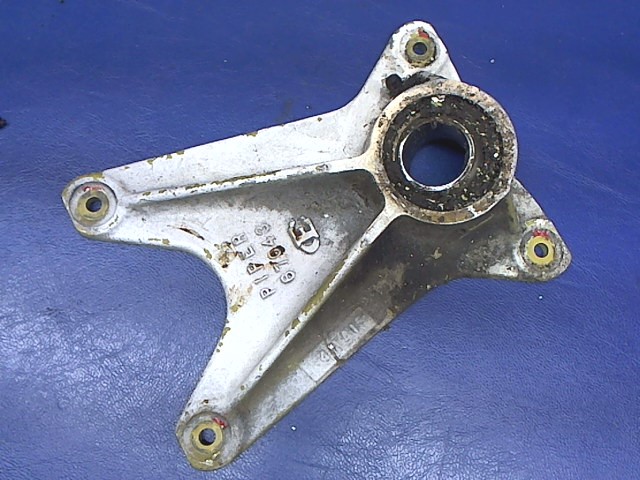 67042-12 Piper - FITTING ASSEMBLY - Aft Trunnion