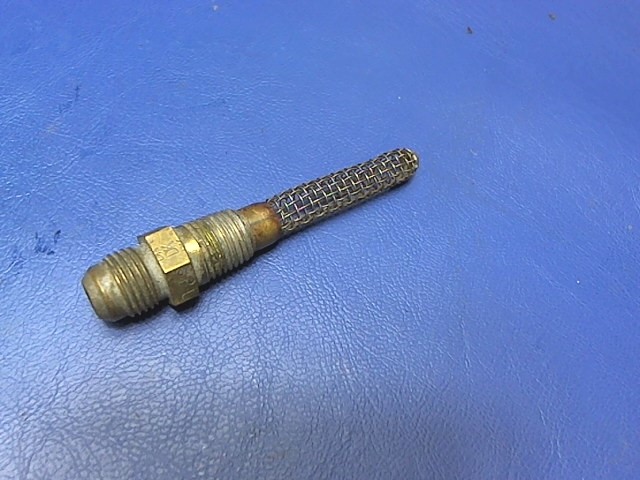0422130 Cessna - Strainer - Fuel Tank (Finger)