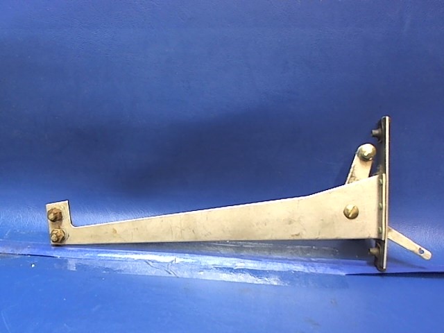 66835-00 Piper - Mount - Alternate Air Control