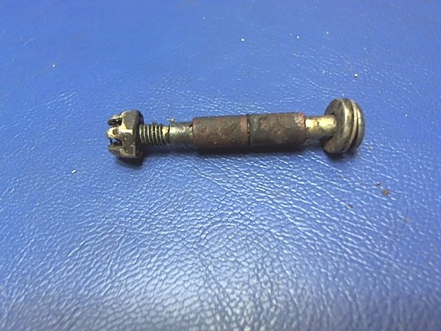 400 880 Piper - BOLT - (AN23-28) W/ Bushings