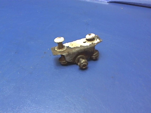 67091-00 Piper - Bracket-Main Gear Door