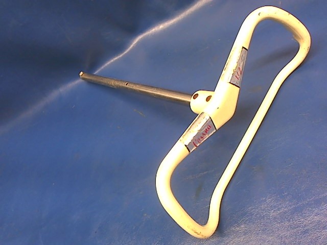 0513127-4 Cessna - Control Wheel-Pilot Or Co-Pilot(Bow-Tie Style)