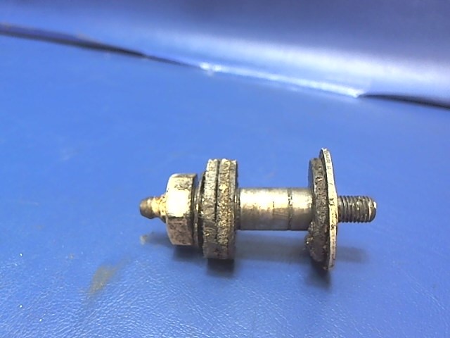 79543-02 Piper - BOLT - Main gear torque link