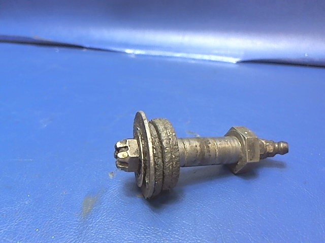79543-02 Piper - BOLT - Main gear torque link