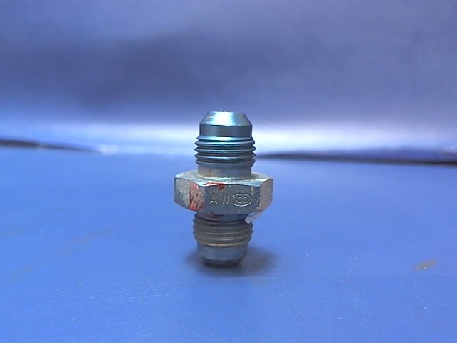 476 671 Piper - NIPPLE - (AN816-5-4D)