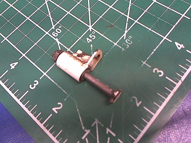 67202-00 Piper - Swivel ASSEMBLY