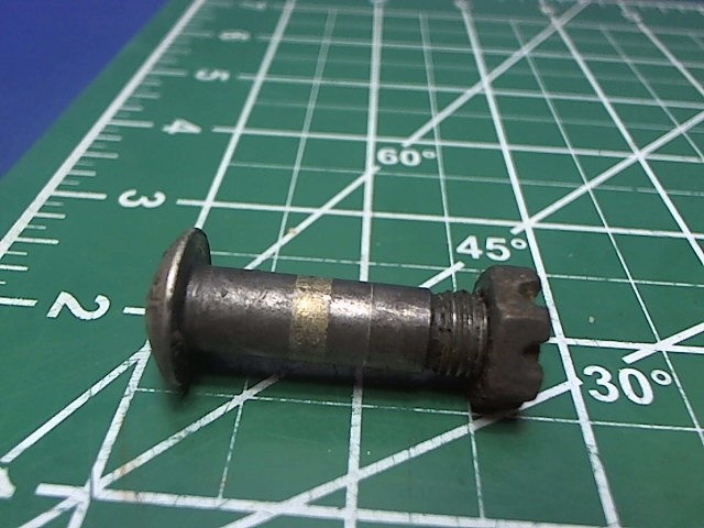 400 757 Piper - CLEVIS BOLT- (AN26-21)
