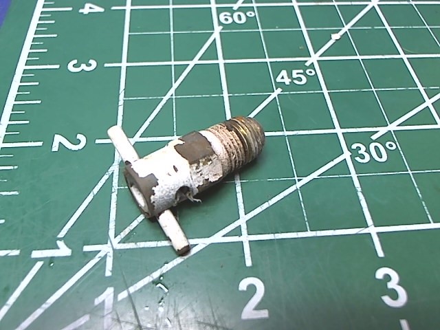 492 022 Piper - Drain -Fuel Tank - CCA1550 - Pet-Cock Type
