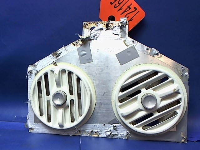 NPN Mooney - Plate - Rear Air Vent w/ Valves