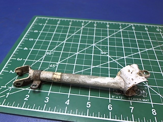 550015-4 Mooney - SUPPORT RH