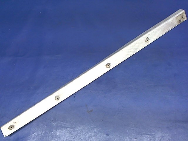 65546-04 Piper - SILL- Door