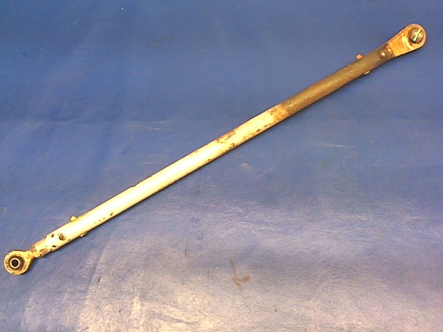 0841137-1 Cessna - TUBE - PUSH-PULL BELLCRANK to IDLER BELLCRANK