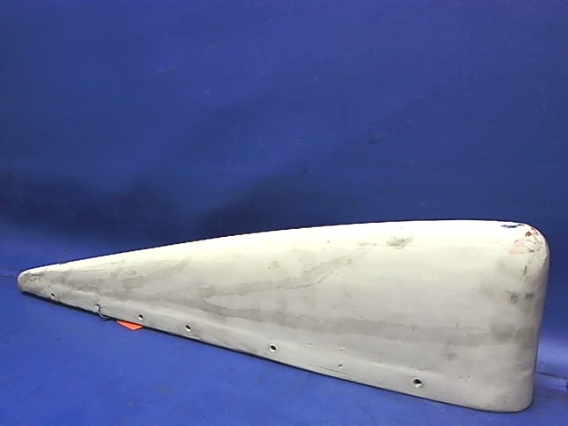 0832120-1 Cessna - TIP - Elevator - FIBERGLASS