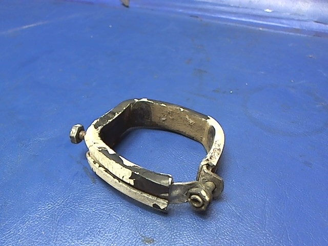 67277-00 Piper - CLAMP
