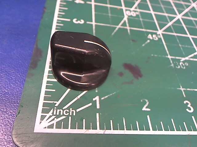 754 366 Piper - KNOB - Turn and trim (36A77)