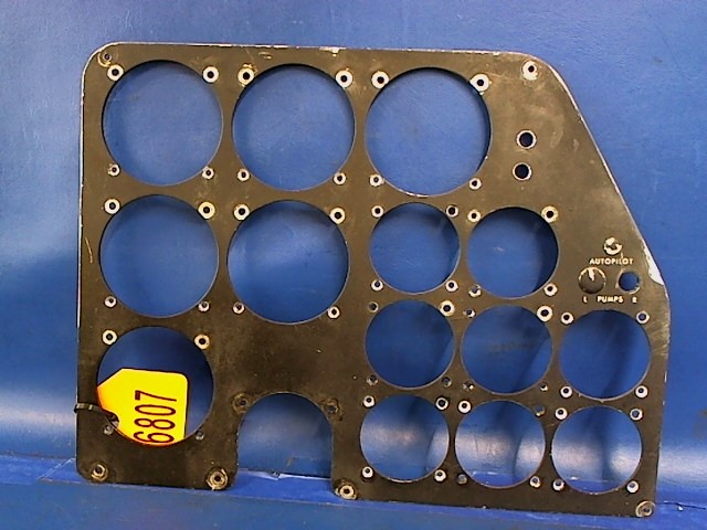 0813594-3 Cessna - PANEL - RH SHOCK MOUNTED