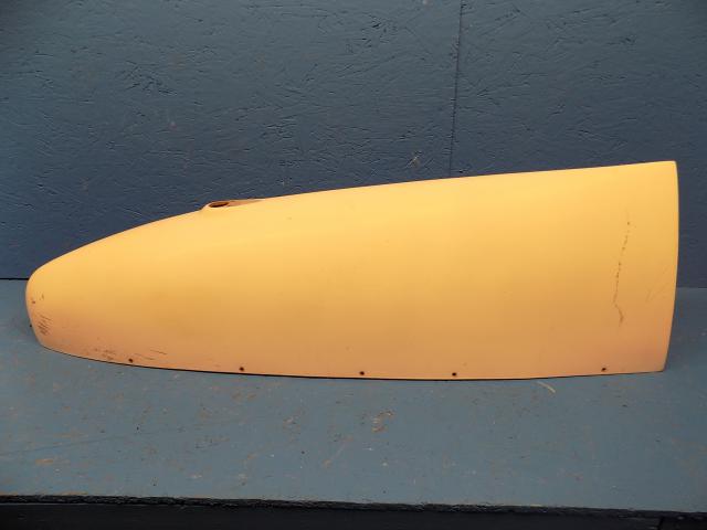 MCR-242-26 Piper - Wing Tip RH (Horton Style-Fiberglass)