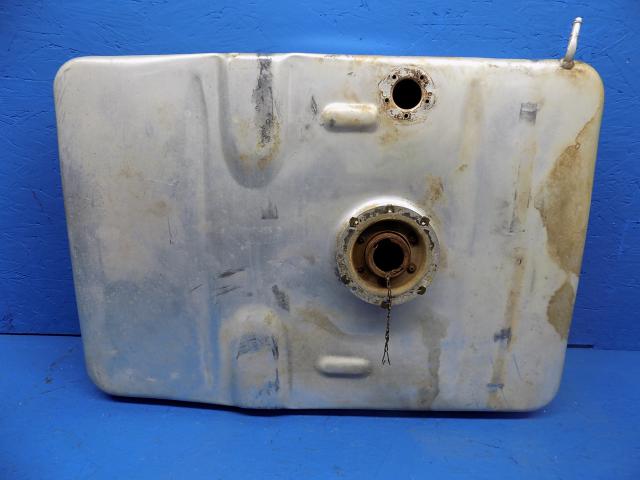 0426508-10 Cessna - Tank - Fuel RH