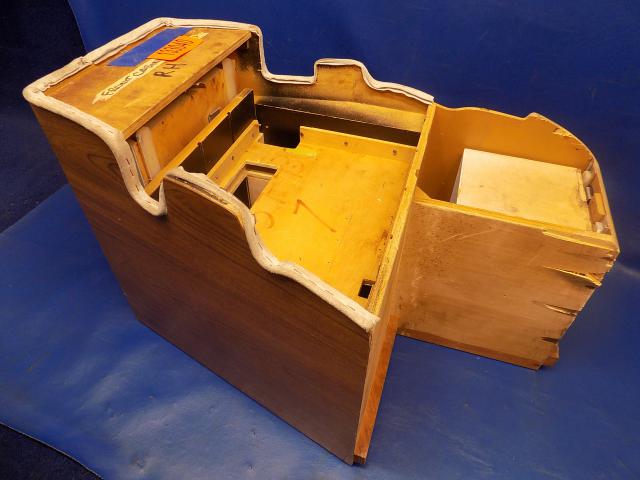 653-049 Piper - CABINET ASSEMBLY - Forward storage (Co-Pilot Side)