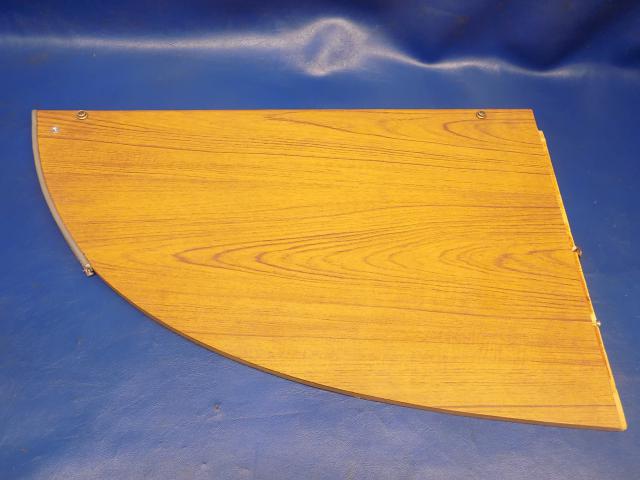 580-837 Piper - DIVIDER- Storage and refreshment (PS50135-3) REMOVED FROM THE RH SIDE