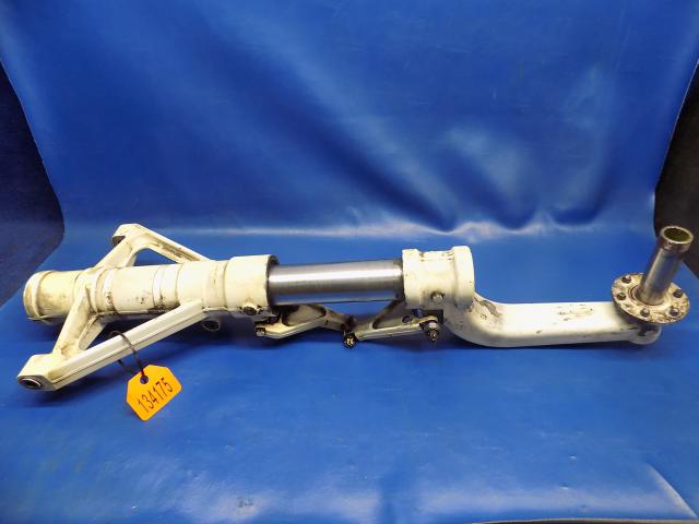 45504-12 Piper - STRUT ASSEMBLY - Main gear LH