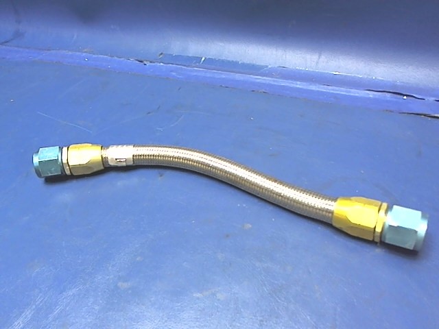 156587-8D0104 Beechcraft - Hose
