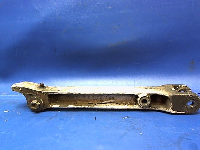0841103-8 Cessna - Side Link - Lower RH