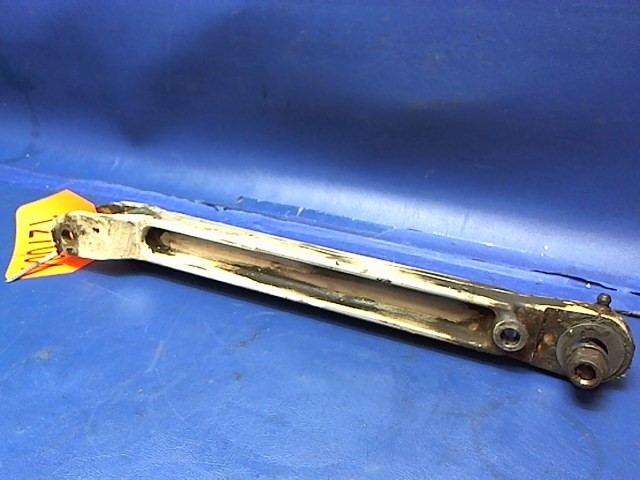 0841102-4 Cessna - Side Link - Upper RH
