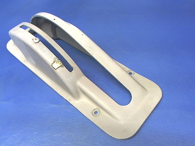 0713025-2 Cessna - COVER-TRIM CONTROL WHEEL