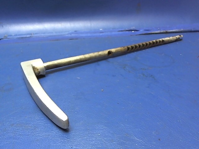 0813150-61 Cessna - PARKING BRAKE HANDLE