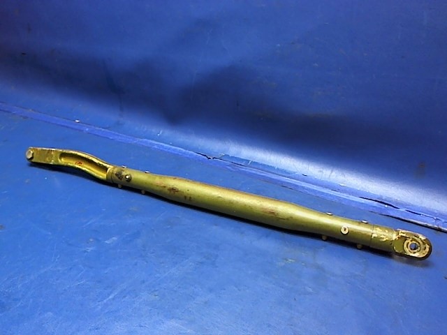 0843406-1 Cessna - TUBE CTR-RH INBD PUSH PULL