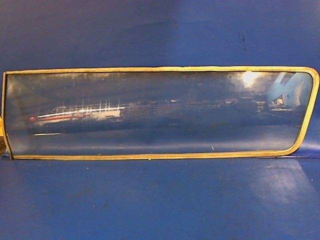 0811232-2 Cessna - PANE-RH PICTURE WINDOW RH INNER
