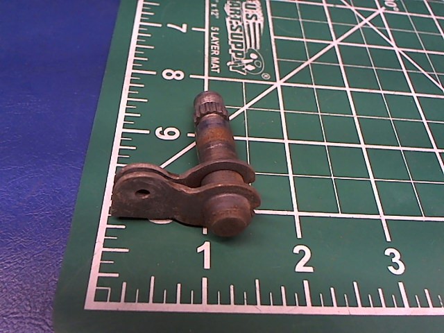 0511227-6 Cessna - Shaft-RH Inside Door Handle