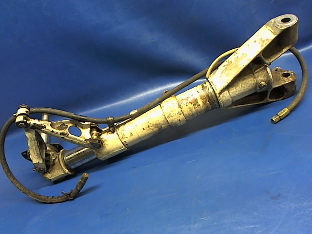 5094102-10 Cessna - LANDING GEAR (RH MAIN)