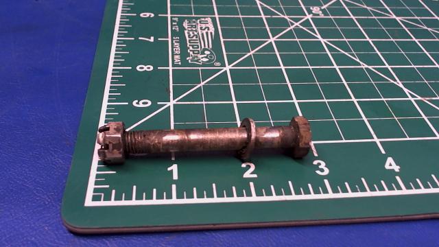 400 166 Piper - BOLT - (AN5-23) - Torque Link