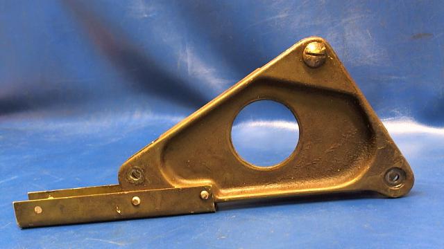 0842140-2 Cessna - LINK - NOSE GEAR