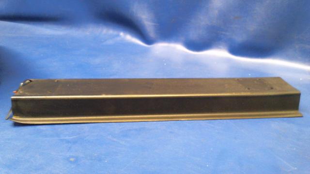 68090-17 Piper - CHANNEL - SEAT TRIM RIGHT REAR