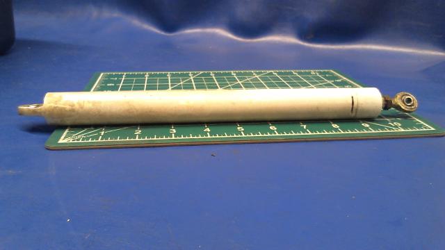 SFA232-5 Cleveland - Cylinder - Main Gear Hydraulic