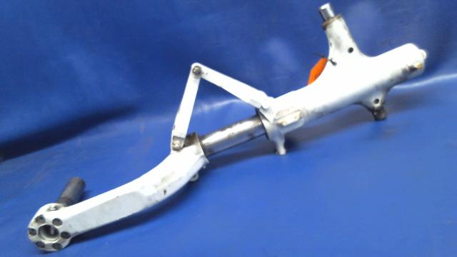 96766-16 Piper - Gear Assembly - Main Left (LH) (Less Tire Tube Wheel And Brake)