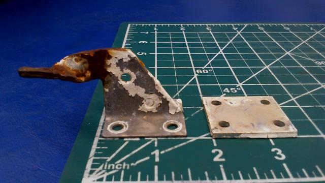 0523008-4 Cessna - Stop - Door Catch RH