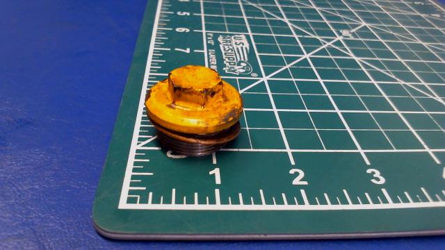LW-12545 Lycoming O-360-F1A6 - Plug 5/8 in hex. x 1.00-20 thd.