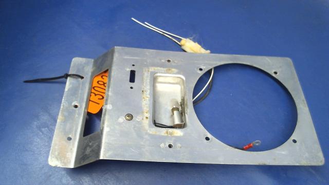0414067-3 Cessna - Support - Overhead Console