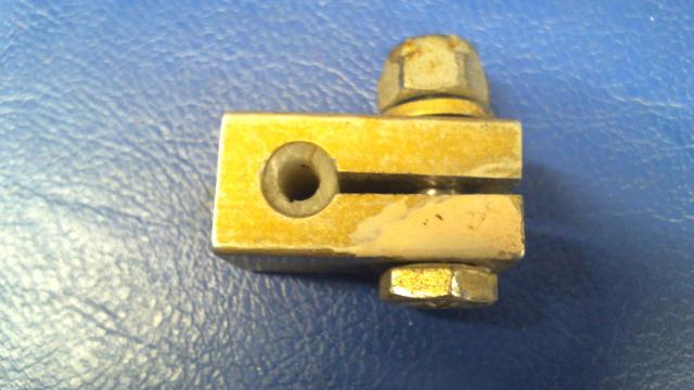 0411523 Cessna - Block - Cable Clamp